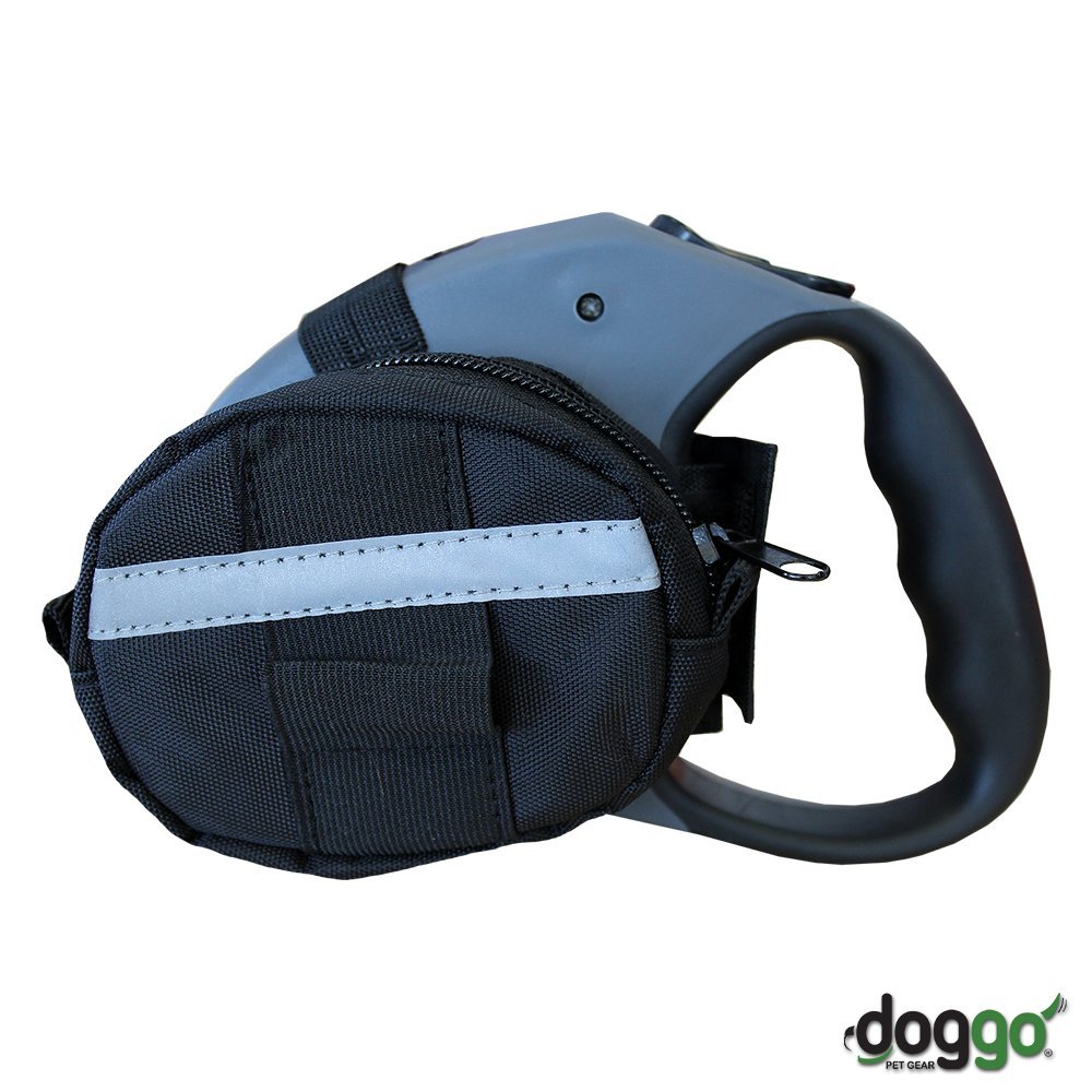 Doggo Retractable Leash Leash Accessory Bag Black Collars and Leashes